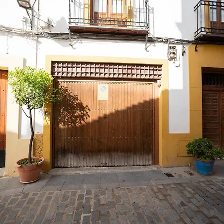 Casa De La Albolafia & Small Parking *